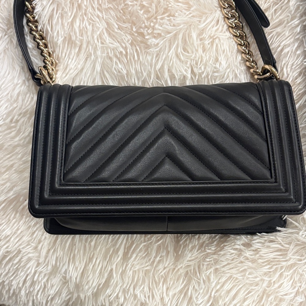 CHANEL Black Chevron Quilted LeBoy Bag with Gold Chain - Picture 4 of 10